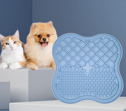 PG-0309  Licking Mat for Dogs and Cats,Dog Food Lick Mat with Suction Cups,Slow Feeder mat& Non-Slip Design,Boredom & Anxiety Reducer,Calming Mat for Bathing,Grooming,and Nail Trimming