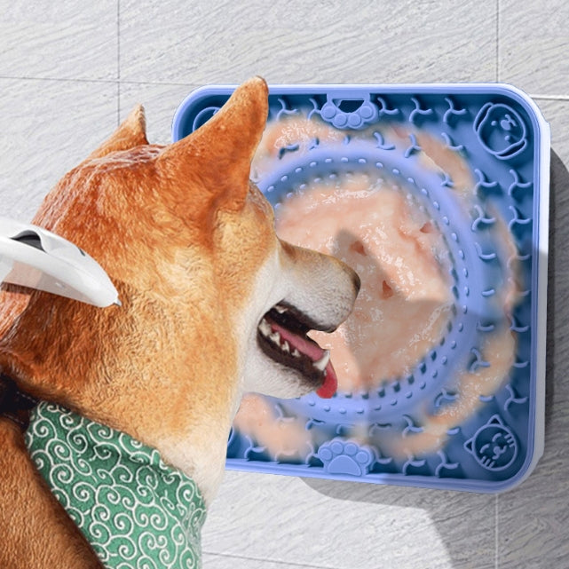 PG-0300  Large suction cup pet bite resistant Slow food mat Licking mat Silicone slow food mat Cat and dog placemat dog licking plate placemat